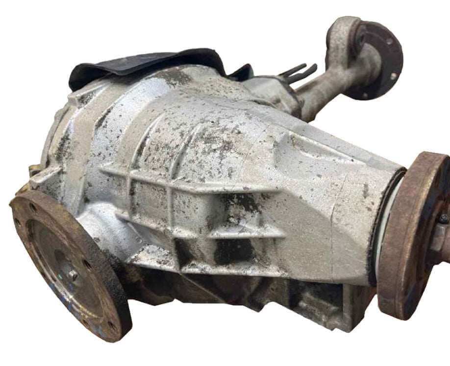 Used OEM 1997-2004 Ford F-150 F-250 Expedition Navigator Front Axle Carrier 3.73 Ratio OEM