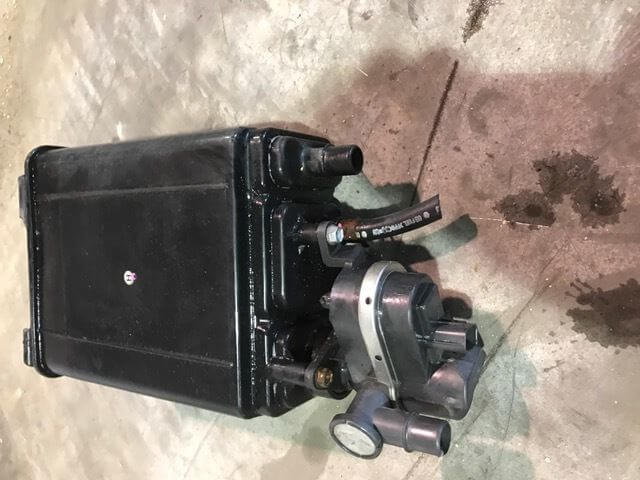 Used OEM 2000-2003 Toyota Tundra EVAP Vapor Canister OEM