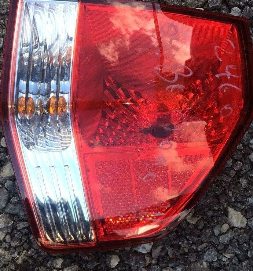 Used OEM 2009-2011 Kia Borrego Passenger Side Taillight OEM