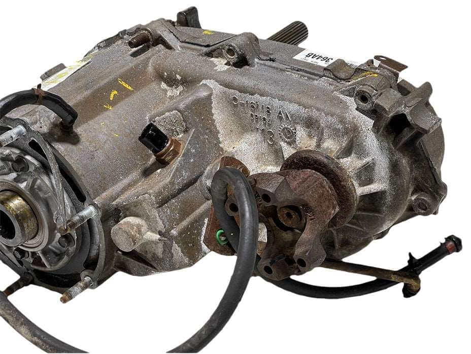 Used OEM 1997-2002 Jeep Wrangler Cherokee Transfer Case 2.5L Manual 4 Cylinder OEM