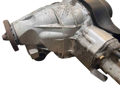 Used OEM 1997-2004 Ford F-150 F-250 Expedition Navigator Front Axle Carrier 3.73 Ratio OEM