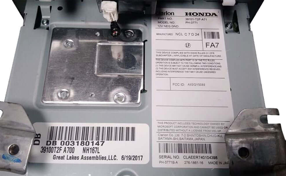 Used OEM 2016-2017 Honda Accord Touch Screen CD Radio Bluetooth Display OEM