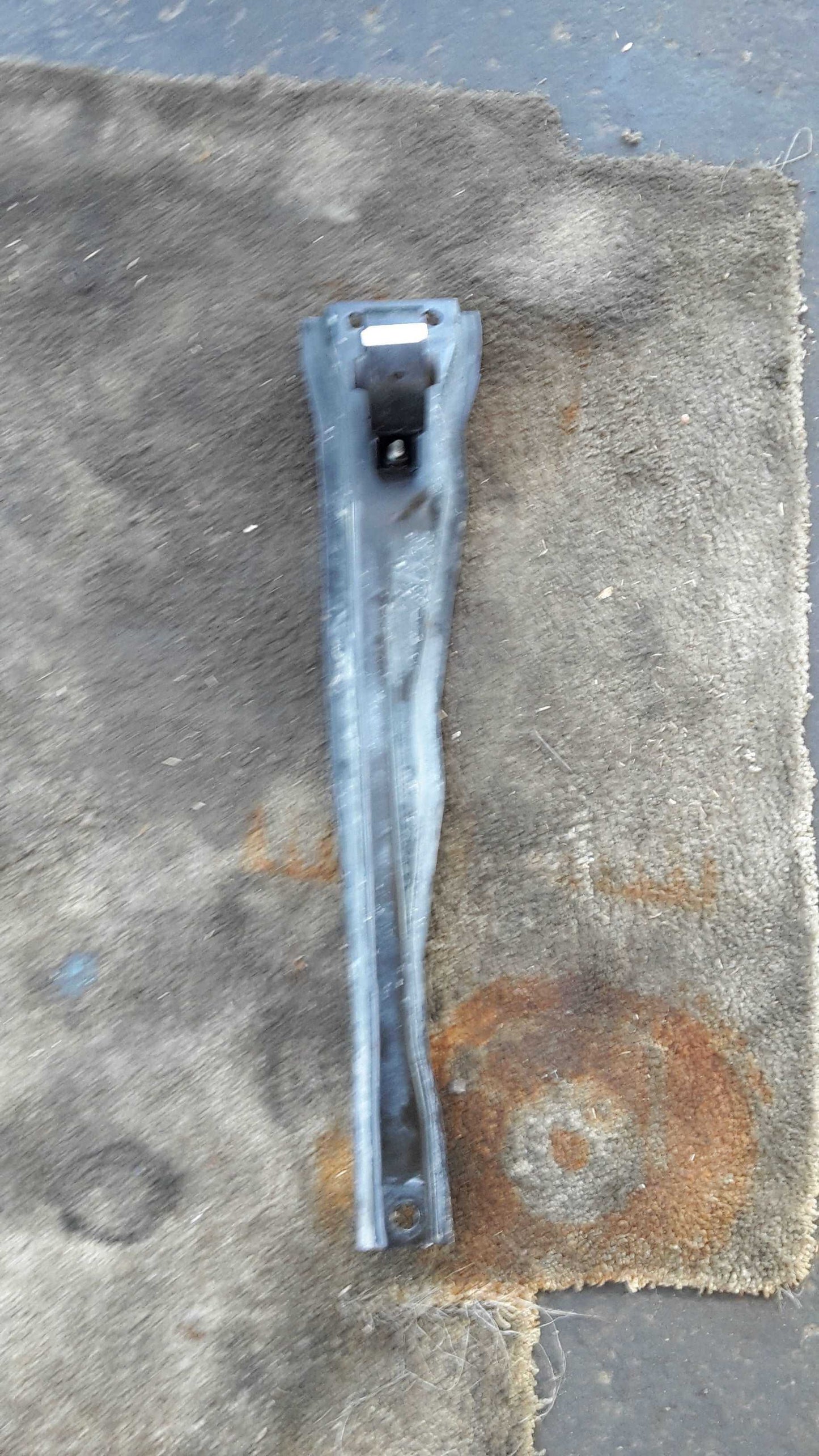 Used OEM 2001-2004 Ford Escape Mazda Tribute Front Engine Cradle Subframe OEM
