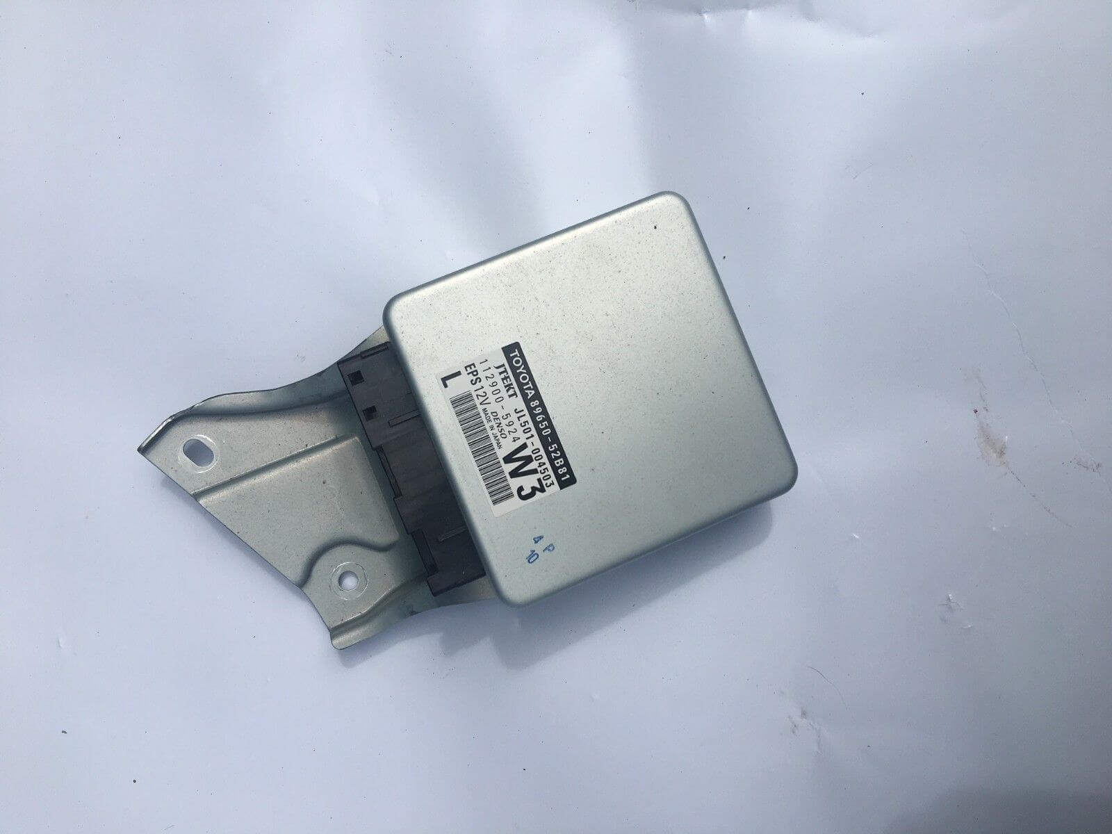 Used OEM 2012-2014 Toyota Prius C Power Steering Computer Relay Module 89650-52B81 OEM