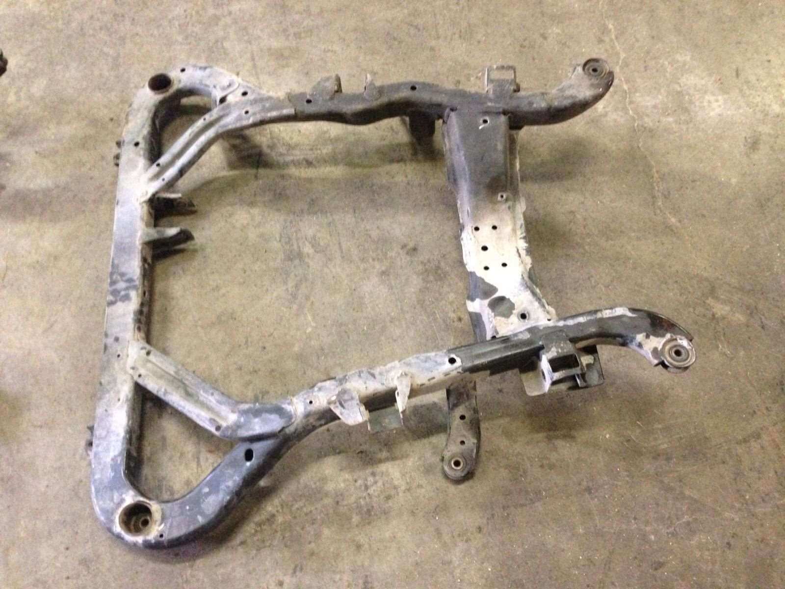 Used OEM 2000-2001 Saturn L-Series Front Subframe Engine Cradle OEM