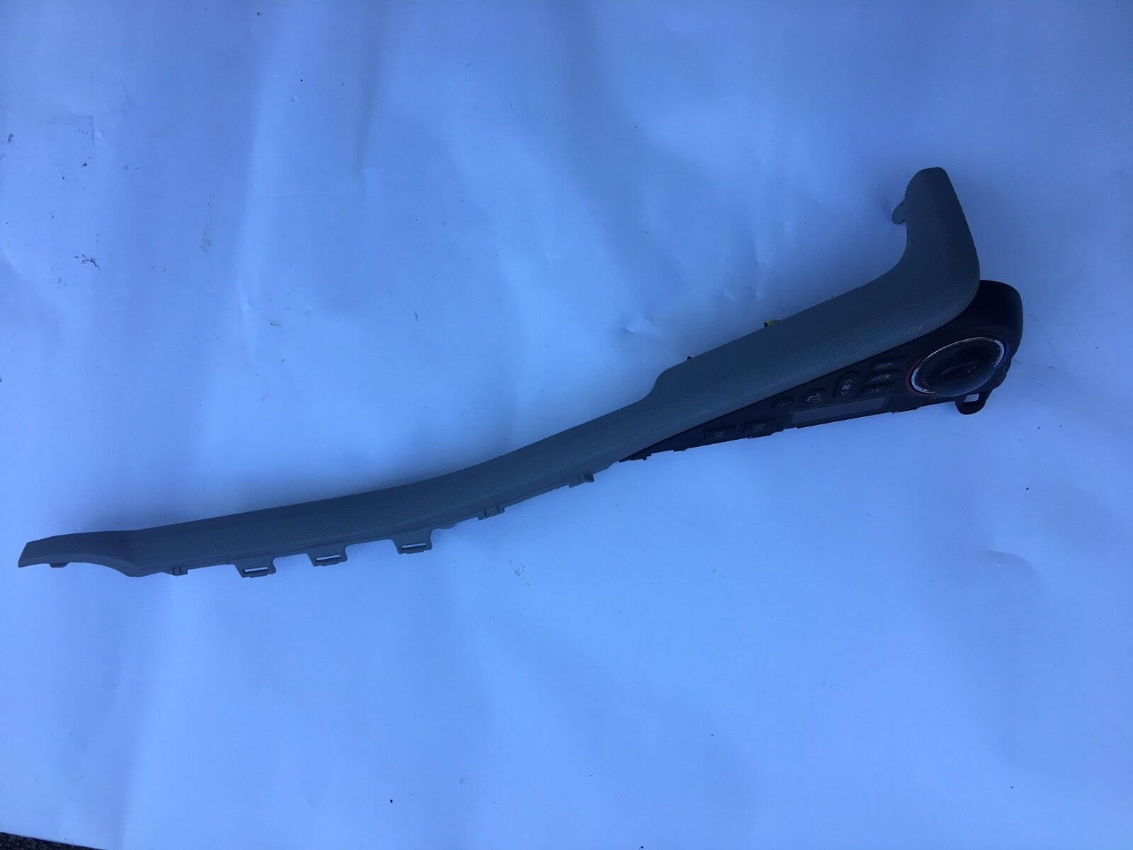 Used OEM 2012-2014 Toyota Prius C AC Heater Climate Control Module 55900-52740 OEM
