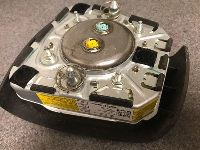 Used OEM 2010-2016 Chevrolet Equinox Driver Steering Wheel Airbag Module OEM
