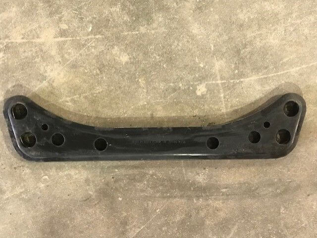 Used OEM 2001-2004 Ford Escape Mazda Tribute Engine Cradle Sub Frame OEM