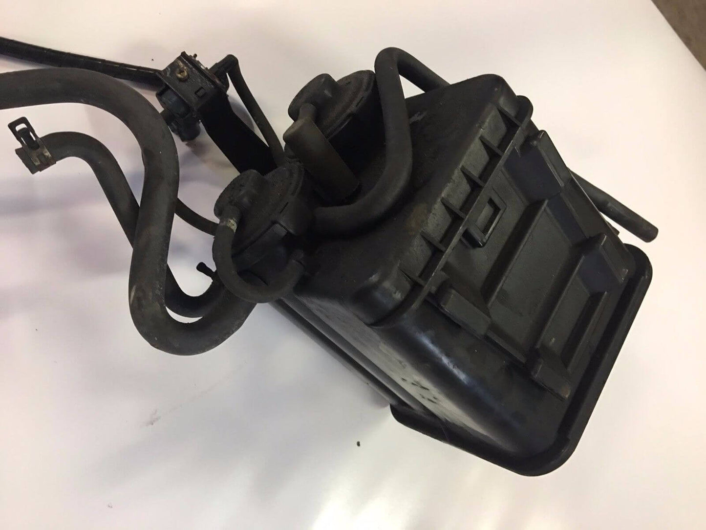 Used OEM 1996-2000 Toyota RAV4 EVAP Charcoal Vapor Canister OEM