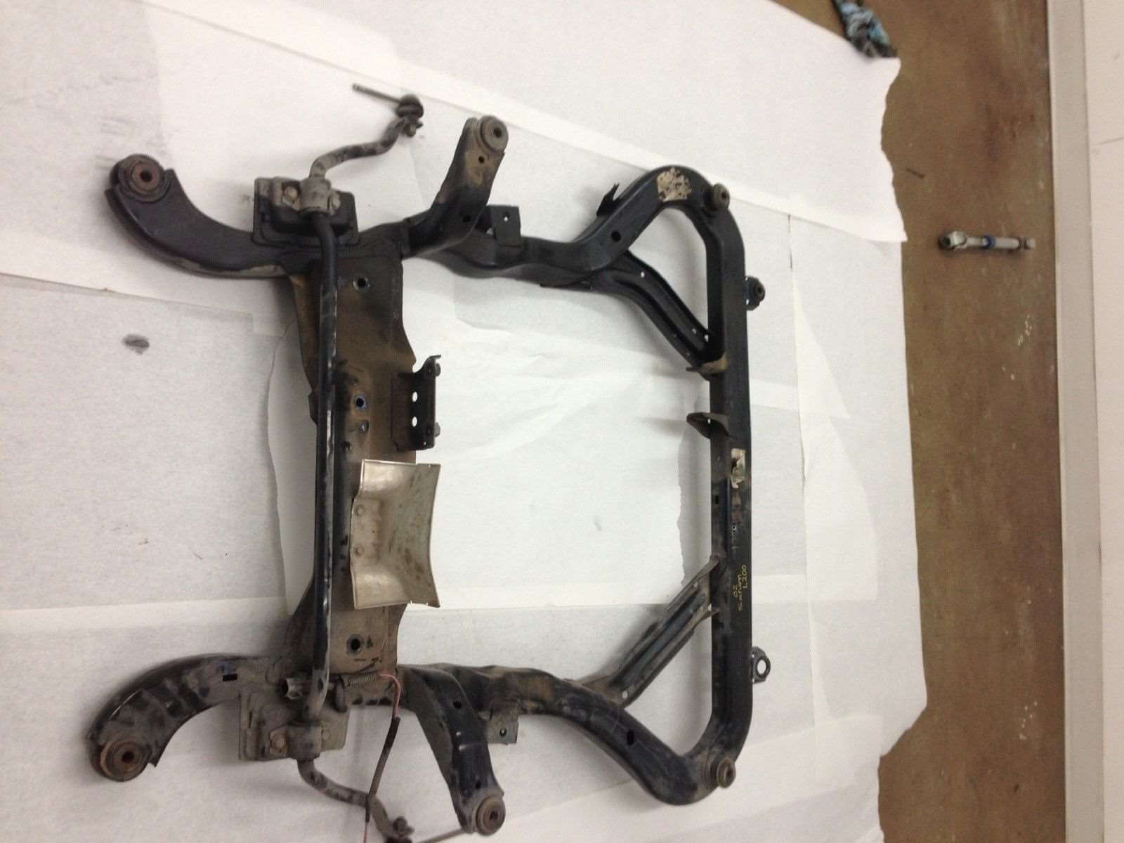 Used OEM 2000-2001 Saturn L-Series Front Subframe Engine Cradle OEM