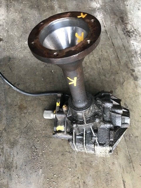 Used OEM 2002-2004 Dodge Caravan Chrysler Town and Country Transfer Case AWD OEM