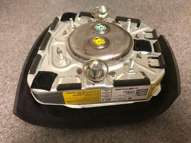 Used OEM 2010-2016 Chevrolet Equinox Driver Steering Wheel Airbag Module OEM