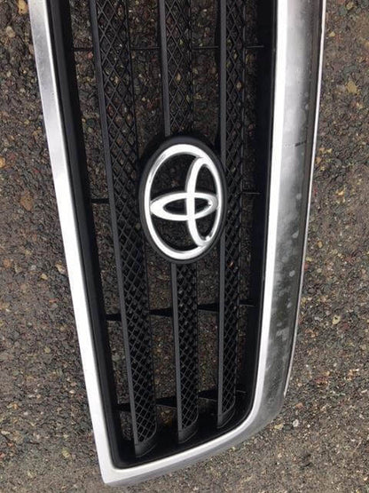 Used OEM 2007-2008 Toyota Tundra Upper Front Chrome Grille OEM