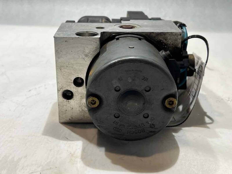 Used OEM 2005-2006 Ford F150 ABS Anti-Lock Brake Pump Assembly 4x4 OEM