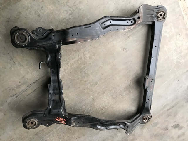 Used OEM 2001-2006 Hyundai Santa Fe Front Engine Cradle Subframe OEM